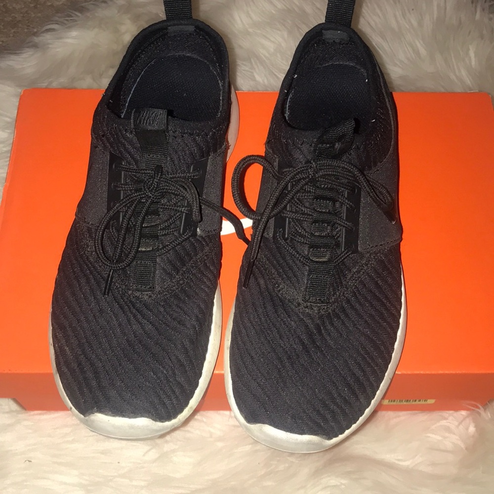 Nike slip on Sneakers. Black, size 8.
